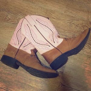 Girls Justin boots